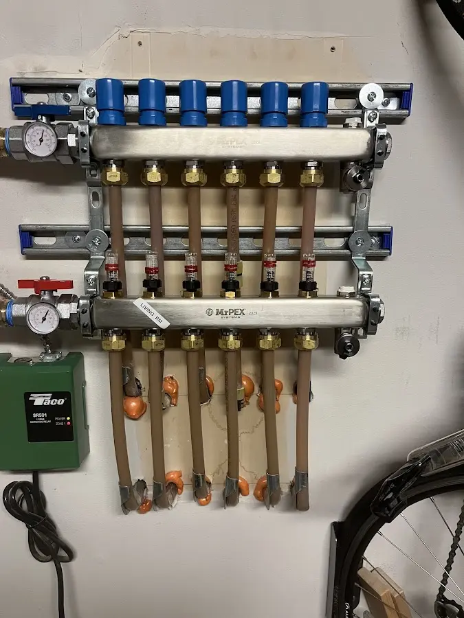 Plumber performing Gas Leak Detection at a residential property in Jacksonville